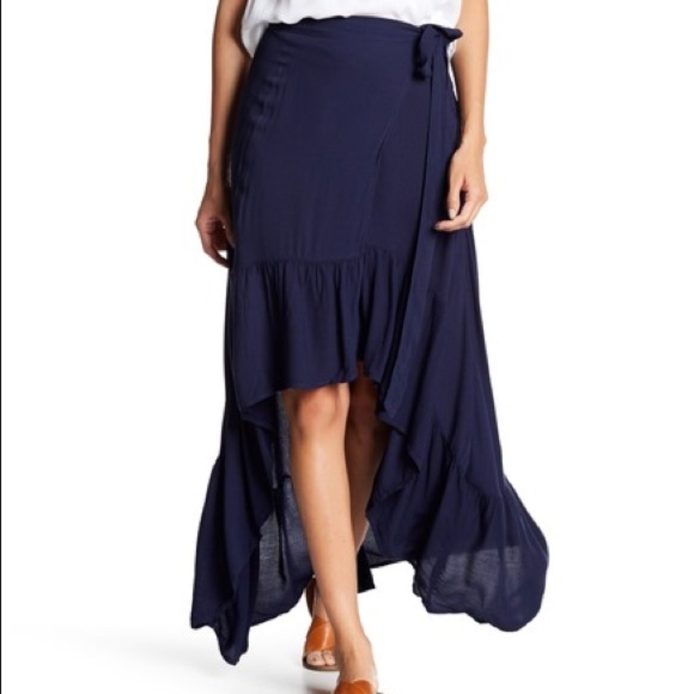 NWOT NORDSTROM on the road Tiffany wrap skirt
